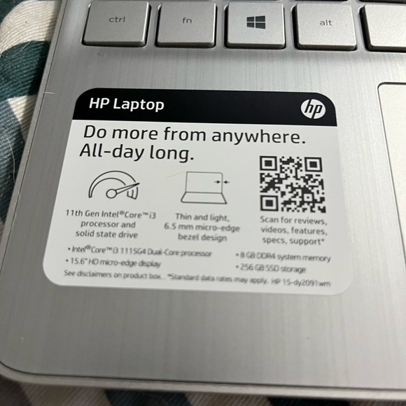 HP Laptop 11th Gen i3 256gb SSD 8gb DDR4 Barely Used - Picture 2 of 8